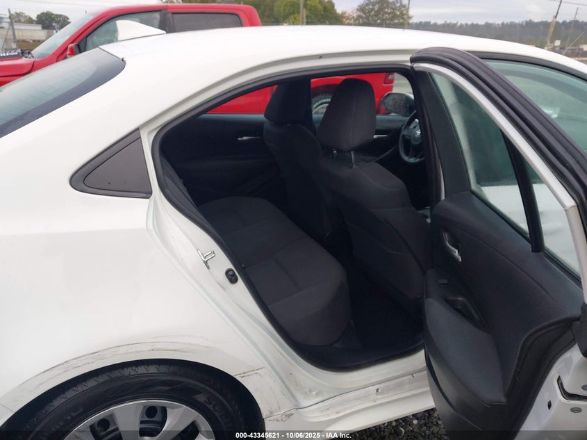 2021 TOYOTA COROLLA LE 5YFEPMAE9MP156374