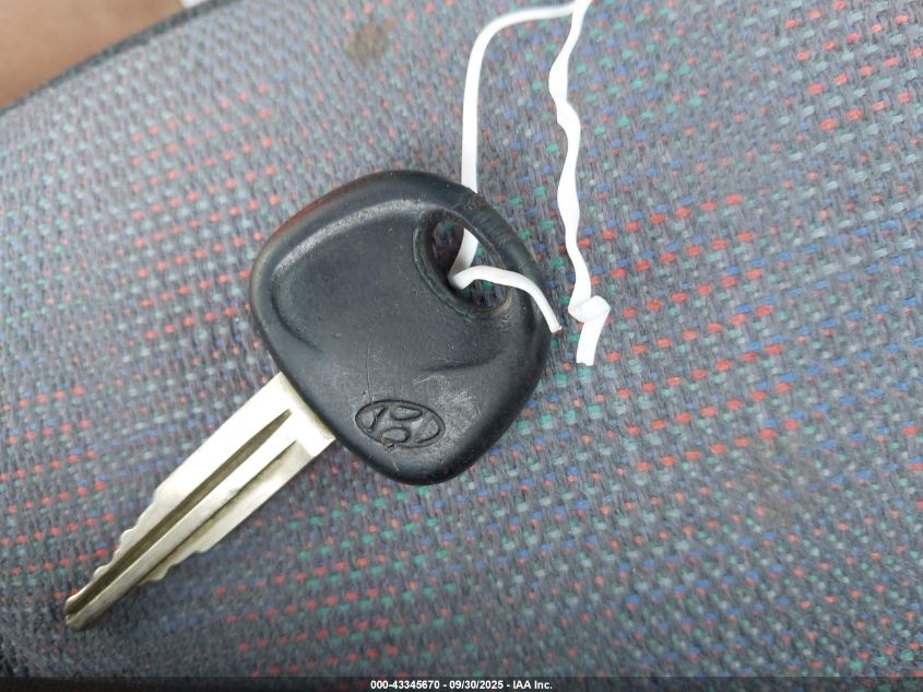 1997 Hyundai Elantra VIN: KMHJF24M1VU506900 Lot: 43345670