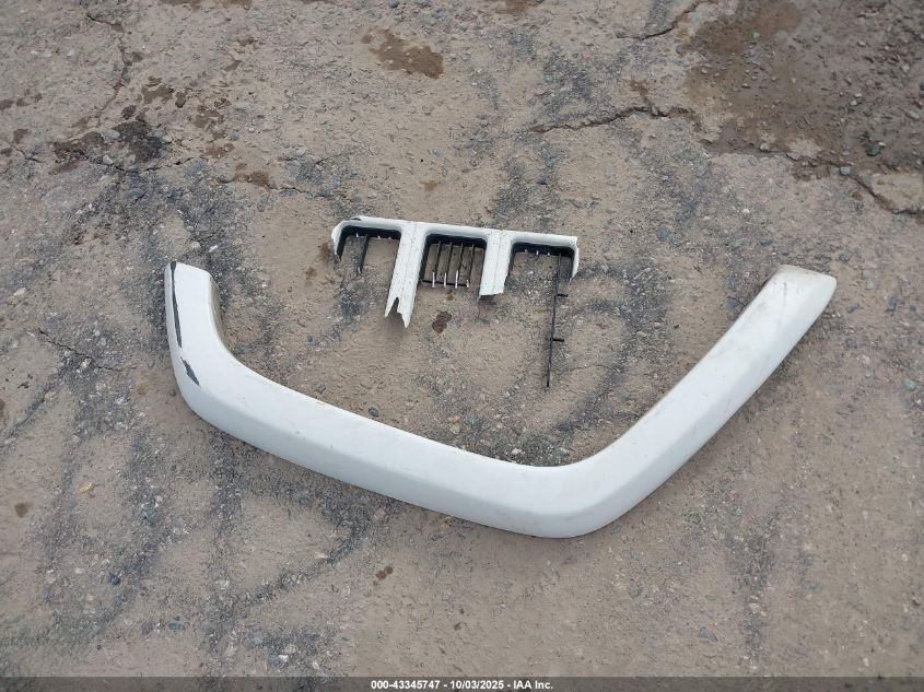 2001 Jeep Cherokee Sport VIN: 1J4FF48S91L598198 Lot: 43345747