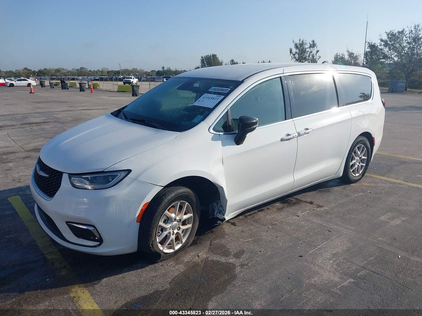 2024 Chrysler Pacifica Touring L