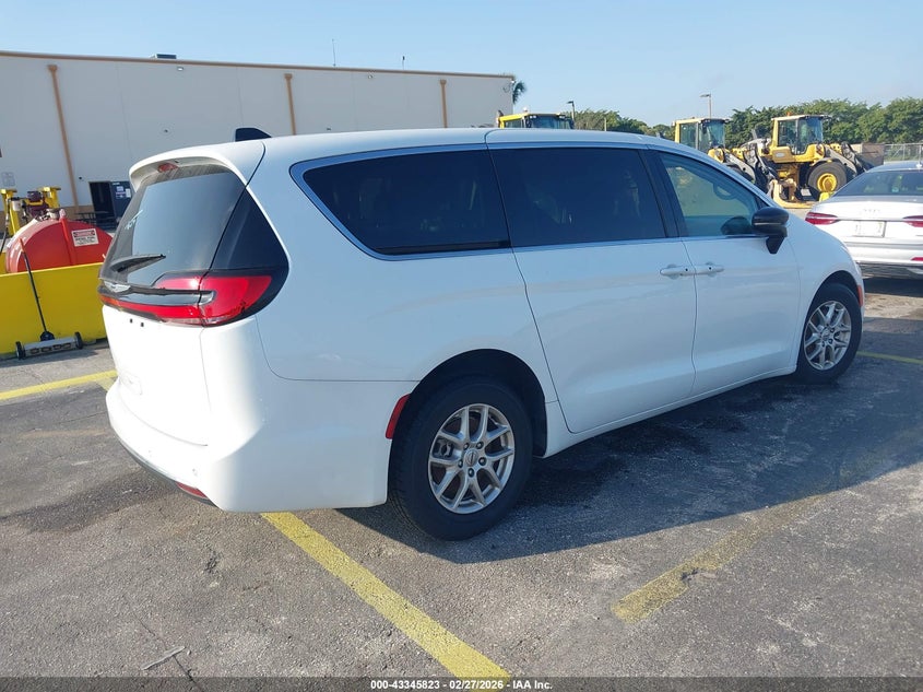 2024 Chrysler Pacifica Touring L