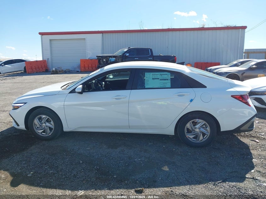 2025 HYUNDAI ELANTRA SE KMHLL4DG9SU088217