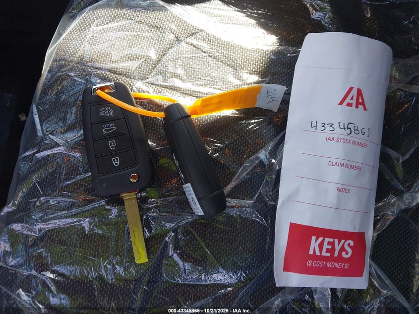 2025 HYUNDAI ELANTRA SE KMHLL4DG9SU088217