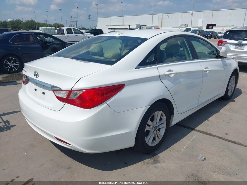 2013 HYUNDAI SONATA GLS - 5NPEB4AC2DH684591