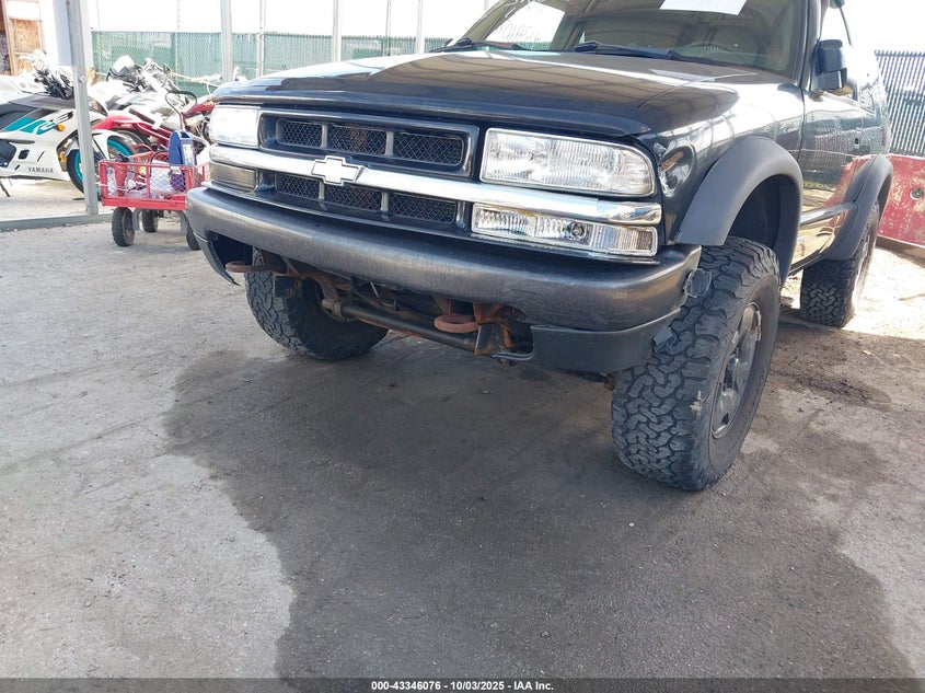 2004 Chevrolet Blazer Ls VIN: 1GNCT18X64K131835 Lot: 43346076