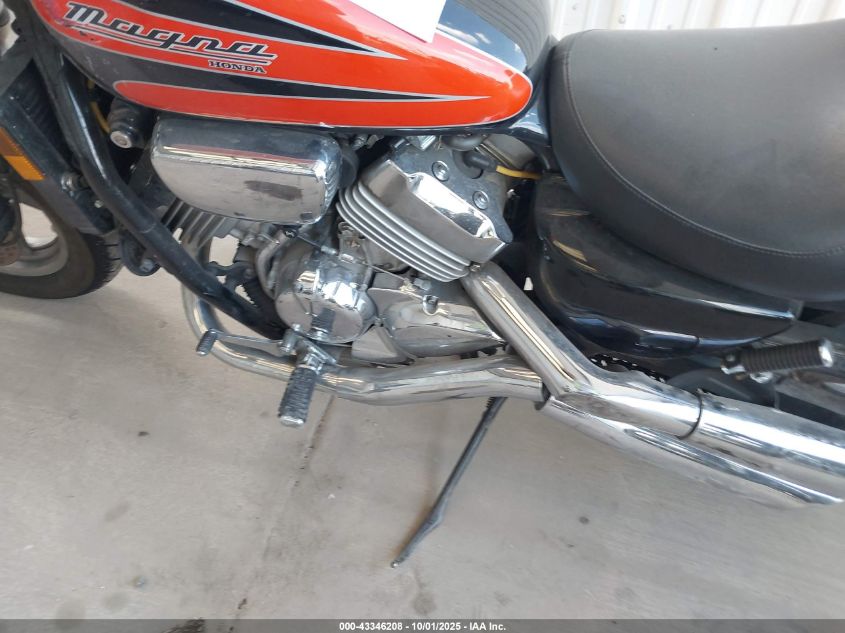 1999 Honda Vf750 C2 VIN: JH2RC4337XM400384 Lot: 43346208