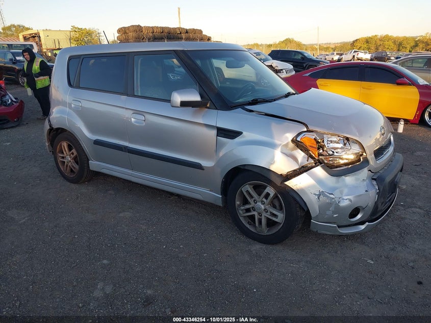 KIA SOUL +