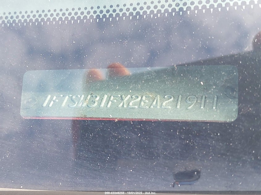 2002 Ford F-350 Lariat/Xl/Xlt VIN: 1FTSW31FX2EA21911 Lot: 43346258