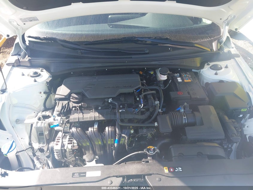 2025 HYUNDAI ELANTRA SE KMHLL4DG2SU088236