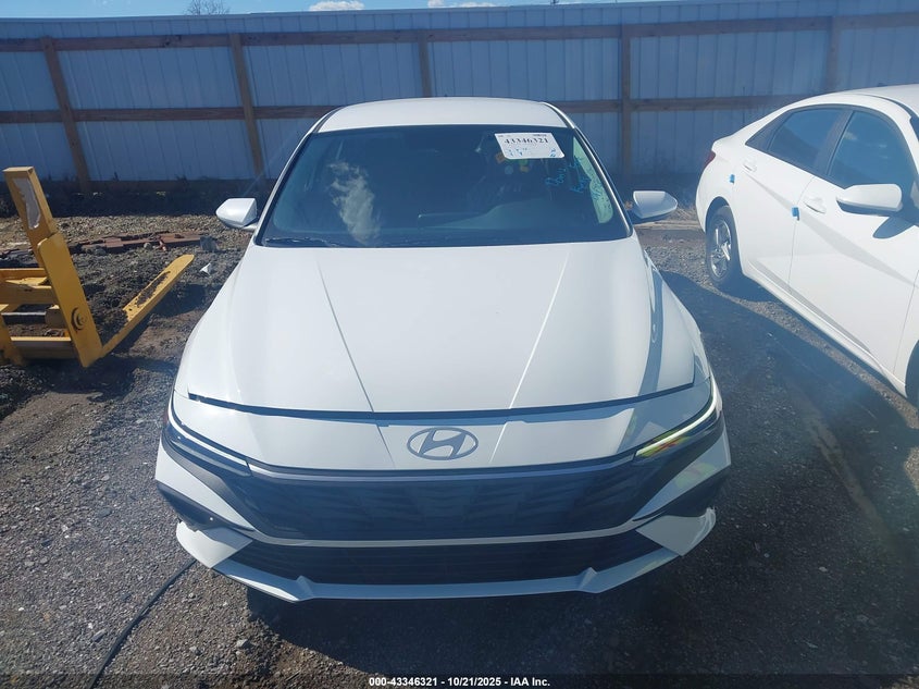 2025 HYUNDAI ELANTRA SE KMHLL4DG2SU088236