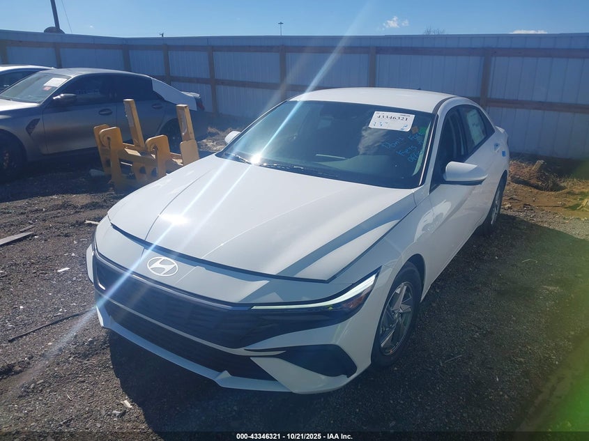 2025 HYUNDAI ELANTRA SE KMHLL4DG2SU088236