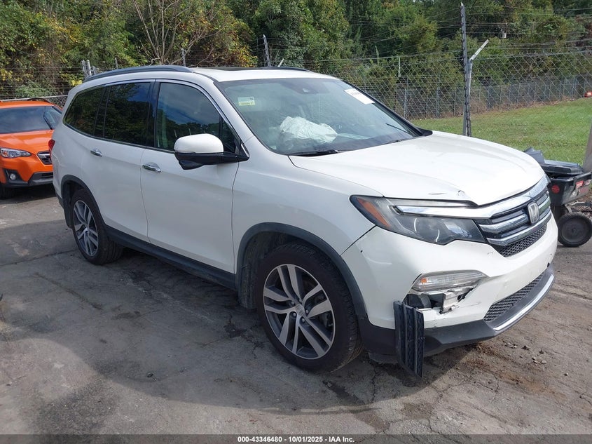 2017 HONDA PILOT TOURING - 5FNYF5H95HB041397
