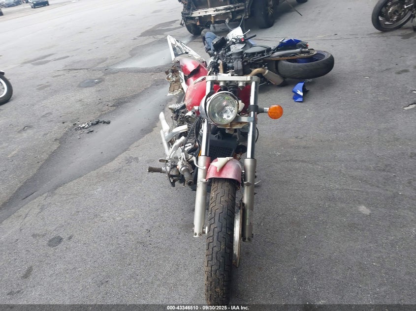 2003 Honda Vt750 Dcb #5