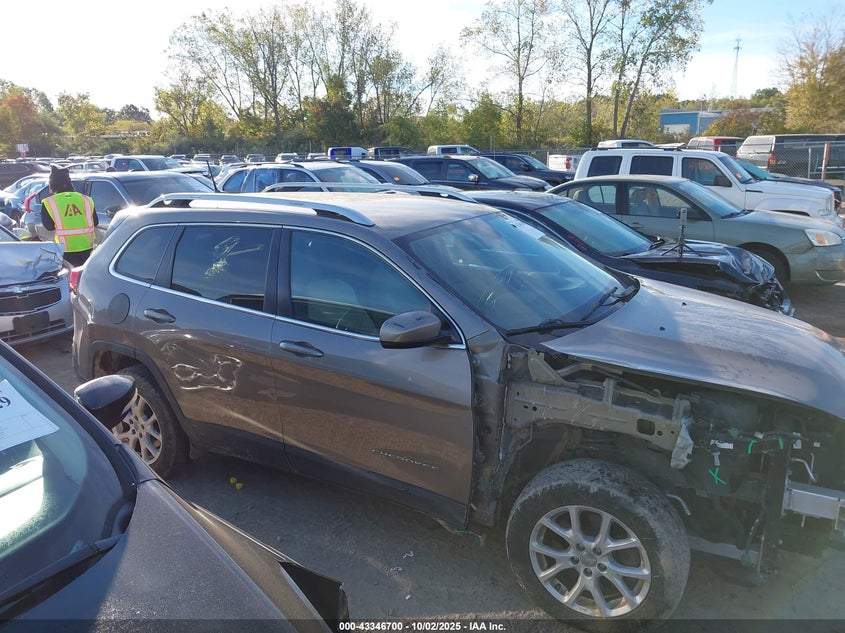 2016 JEEP CHEROKEE LATITUDE - 1C4PJMCB1GW253982