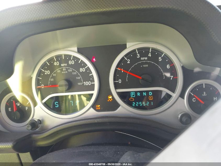 2008 Jeep Wrangler Unlimited Sahara VIN: 1J4GA59128L604593 Lot: 43346706