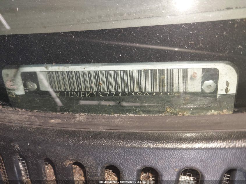 2004 Chevrolet Tahoe Lt VIN: 1GNEK13Z74J180441 Lot: 43346760