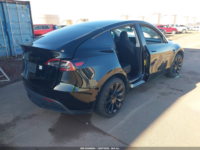 2021 Tesla Model Y Performance Dual Motor All-Wheel Drive/Standard Range Rear-Wheel Drive