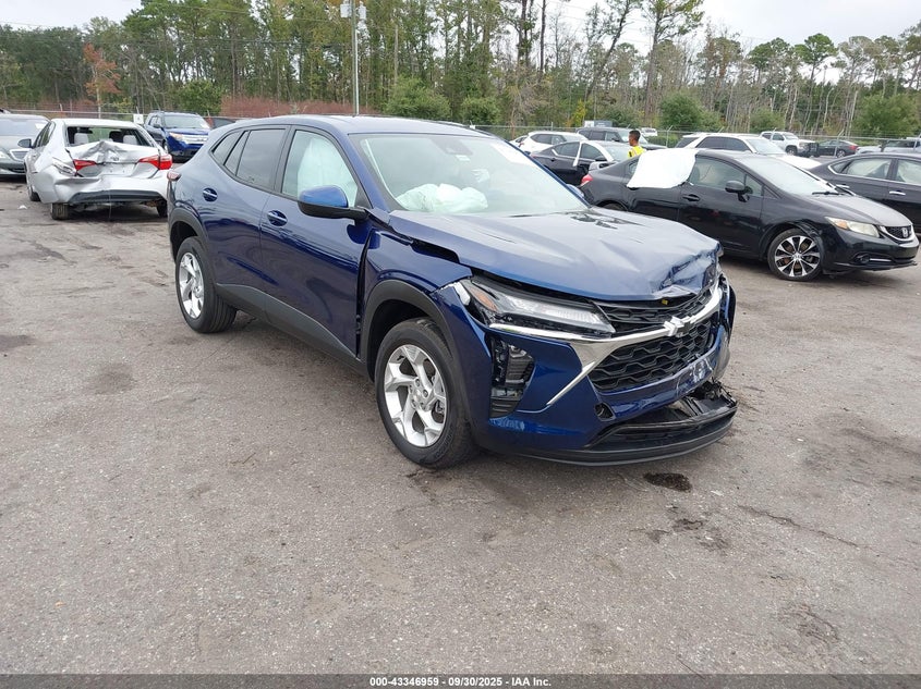 CHEVROLET TRAX FWD SP