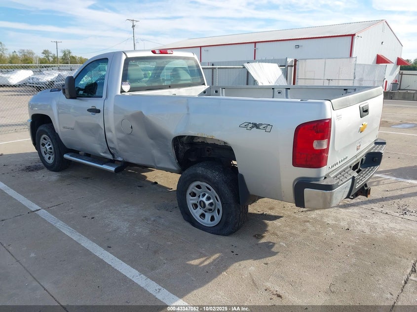 1GC3KZCG8EF165982 2014 CHEVROLET SILVERADO photo no. 3