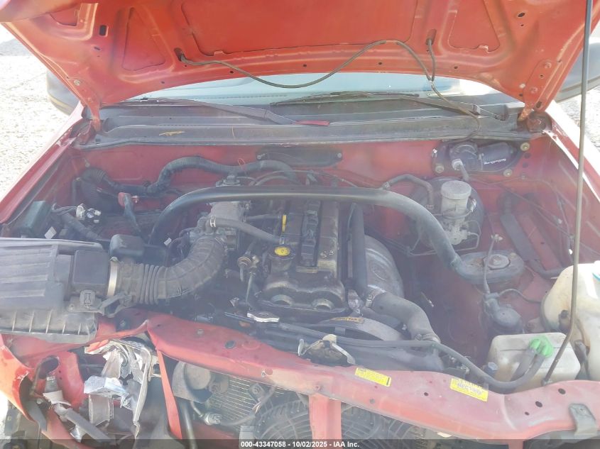 2000 Chevrolet Tracker Hard Top VIN: 2CNBJ13C6Y6954946 Lot: 43347058