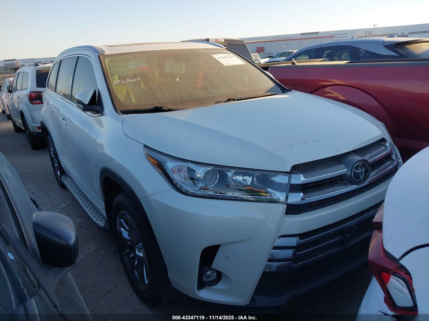 TOYOTA HIGHLANDER LIMITED PLATINUM 2019