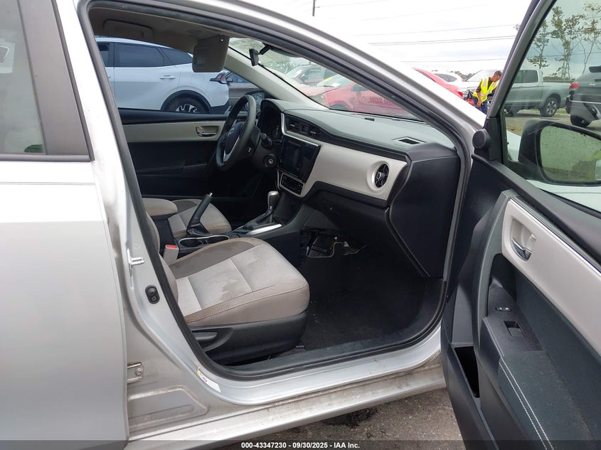 2019 TOYOTA COROLLA LE - 2T1BURHE2KC145793