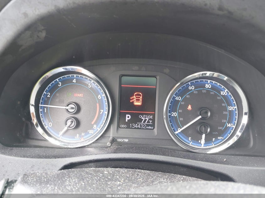 2019 TOYOTA COROLLA LE - 2T1BURHE2KC145793