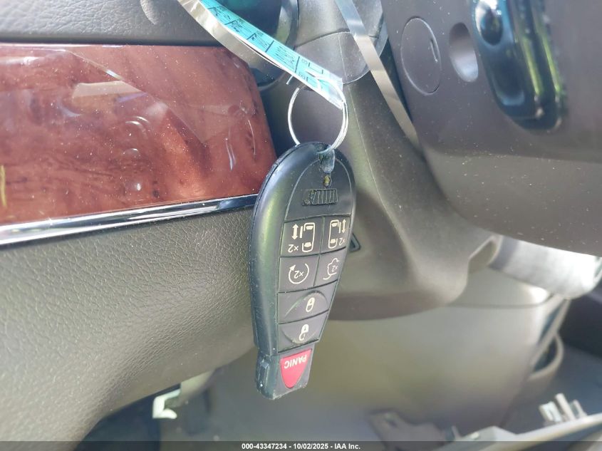 2011 Chrysler Town & Country Limited VIN: 2A4RR6DG1BR635769 Lot: 43347234