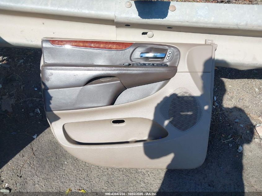 2011 Chrysler Town & Country Limited VIN: 2A4RR6DG1BR635769 Lot: 43347234