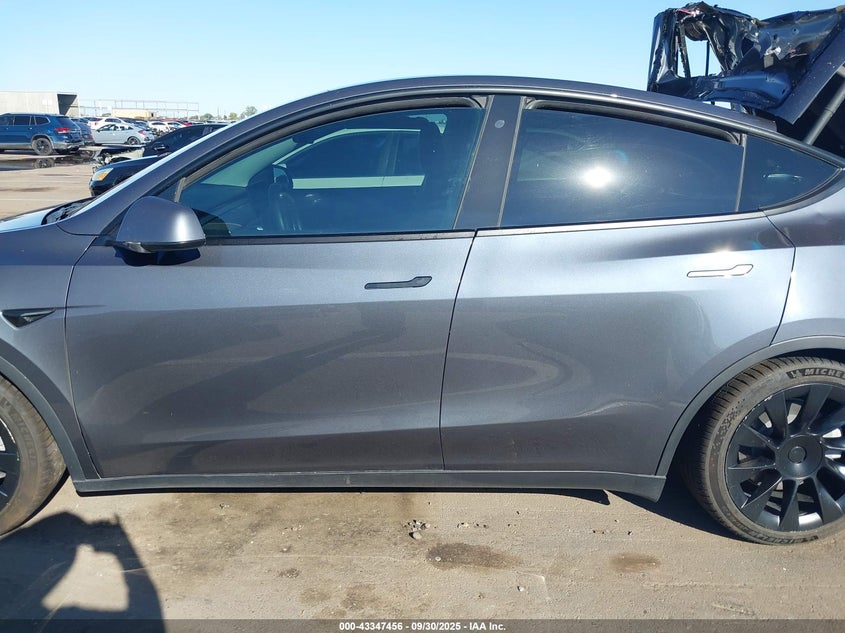 2020 Tesla Model Y Long Range Dual Motor All-Wheel Drive VIN: 5YJYGDEE6LF037943 Lot: 43347456