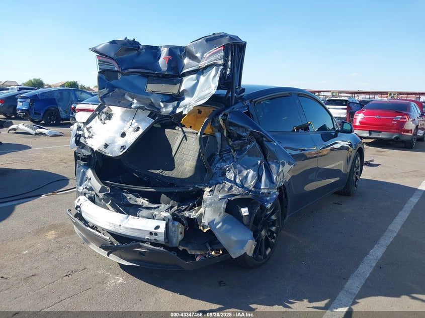 2020 Tesla Model Y Long Range Dual Motor All-Wheel Drive VIN: 5YJYGDEE6LF037943 Lot: 43347456