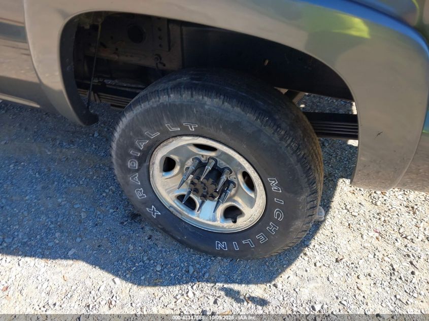 2001 Chevrolet Silverado 2500Hd Ls VIN: 1GCHK24151E293748 Lot: 43347588