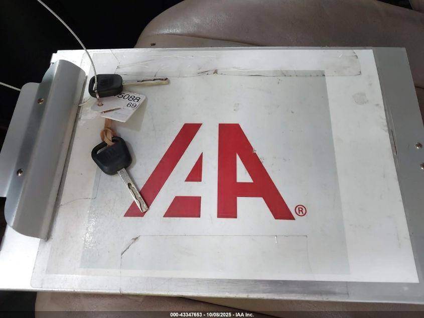 2015 Chevrolet Express 2500 Work Van VIN: 1GCWGFCF8F1184051 Lot: 43347653