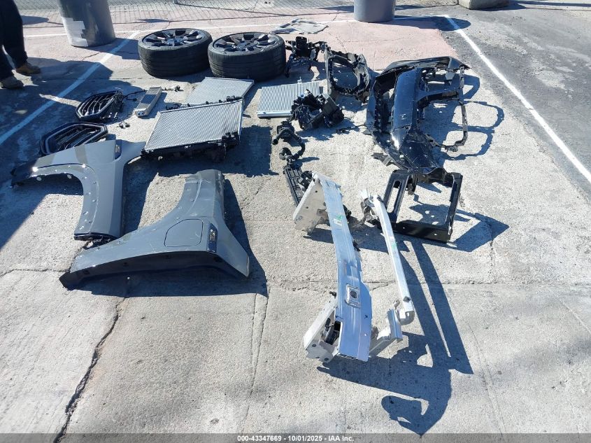 2024 BMW XM 5YM23CS08R9V37679