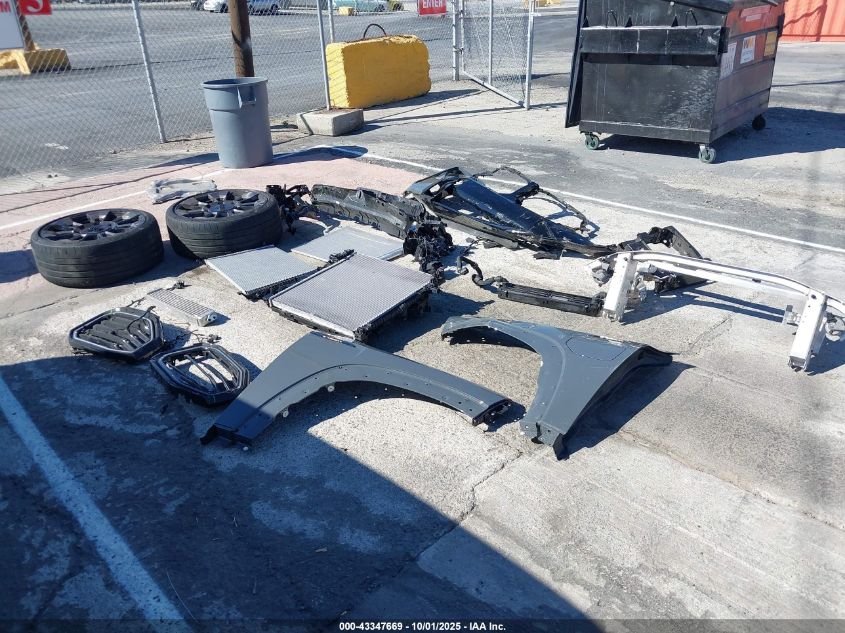 2024 BMW XM 5YM23CS08R9V37679