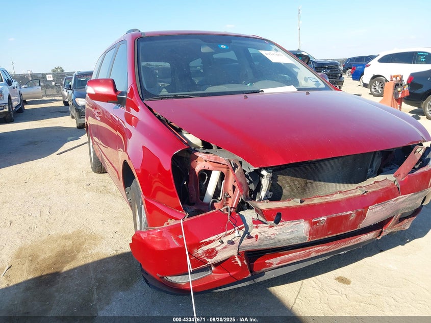 Vin: , lot: 43842385, kia sedona lx 2011 img_1