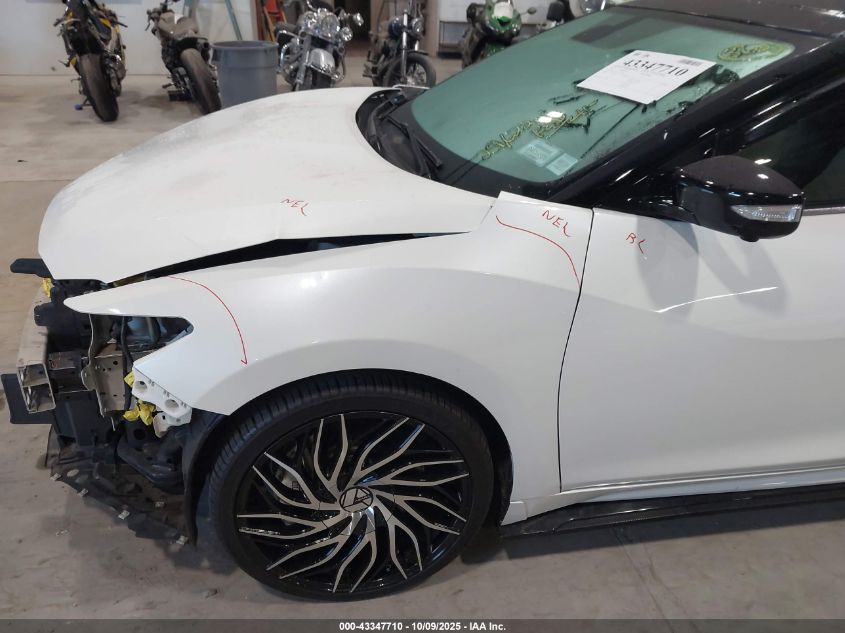 2018 Nissan Maxima 3.5 Platinum VIN: 1N4AA6AP1JC372615 Lot: 43347710