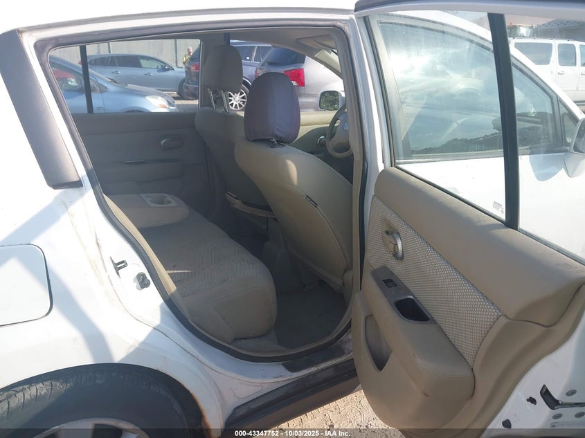 2007 Nissan Versa 1.8Sl VIN: 3N1BC13E07L435372 Lot: 43347752