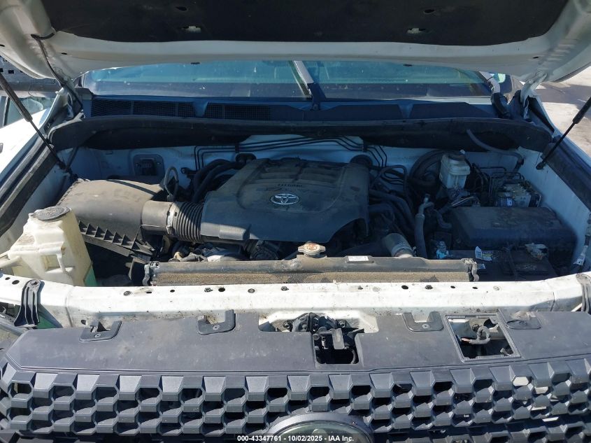 2018 Toyota Tundra Sr5 5.7L V8 VIN: 5TFEY5F15JX240200 Lot: 43347761