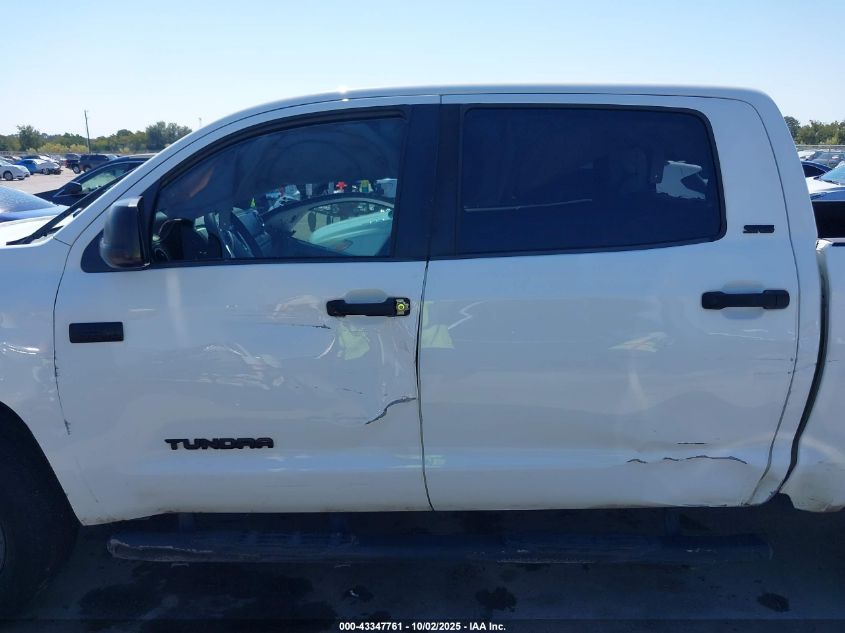 2018 Toyota Tundra Sr5 5.7L V8 VIN: 5TFEY5F15JX240200 Lot: 43347761