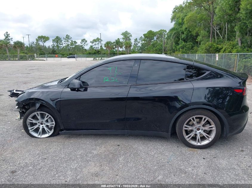 2023 Tesla Model Y Awd/Long Range Dual Motor All-Wheel Drive VIN: 7SAYGDEE7PF768213 Lot: 43347774