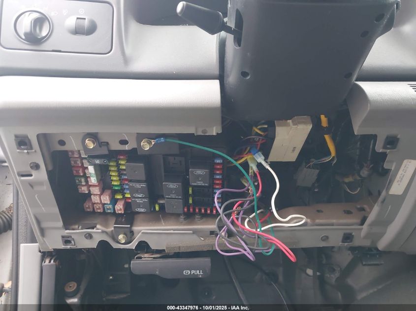 2002 Ford F-250 Lariat/Xl/Xlt VIN: 1FTNX21L72EC12213 Lot: 43347976