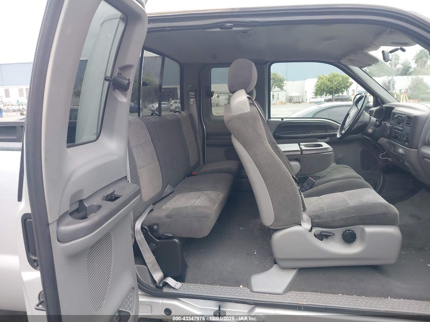 2002 Ford F-250 Lariat/Xl/Xlt VIN: 1FTNX21L72EC12213 Lot: 43347976