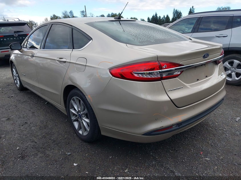 VIN 3FA6P0LU2HR130013 2017 FORD FUSION HYBRID SE