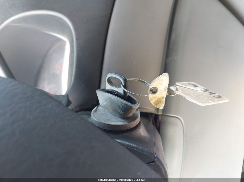 1999 Ford E-350 Super Duty Commercial/Recreational VIN: 1FTSE34LXXHA80161 Lot: 43348069