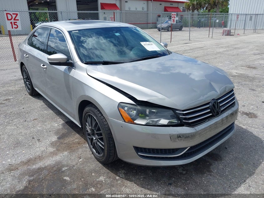 2014 VOLKSWAGEN PASSAT 1.8T SE - 1VWBS7A31EC090153