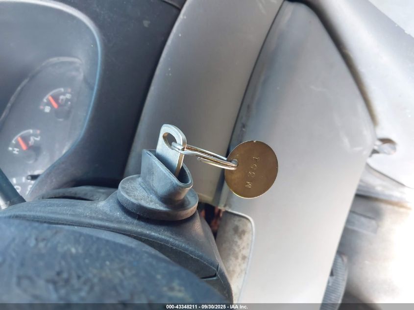 1999 Ford E-350 Super Duty Commercial/Recreational VIN: 1FTSE34L4XHA80169 Lot: 43348211