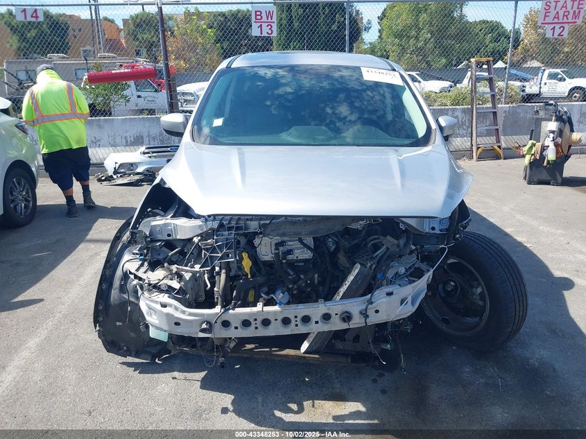 2019 FORD ESCAPE SE - 1FMCU9GD3KUB38458