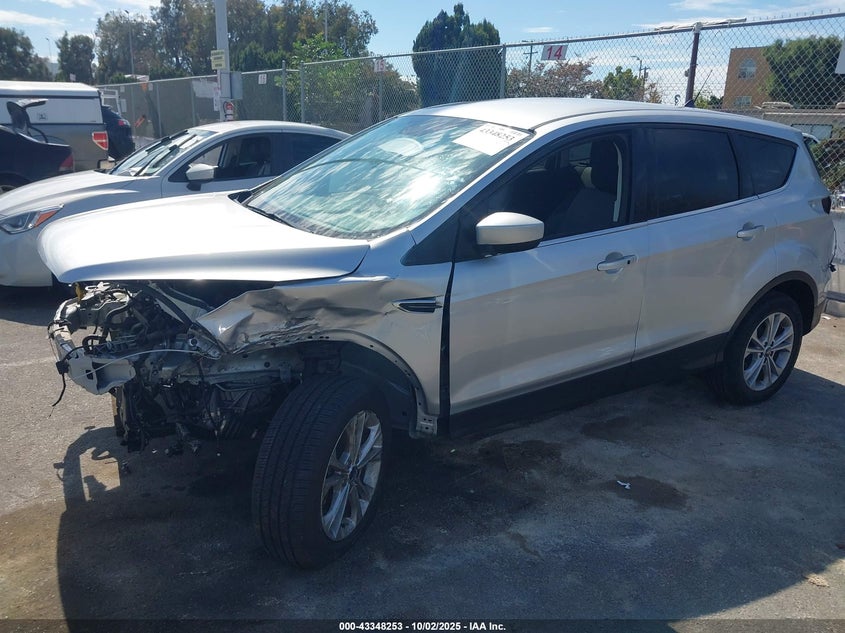 2019 FORD ESCAPE SE - 1FMCU9GD3KUB38458