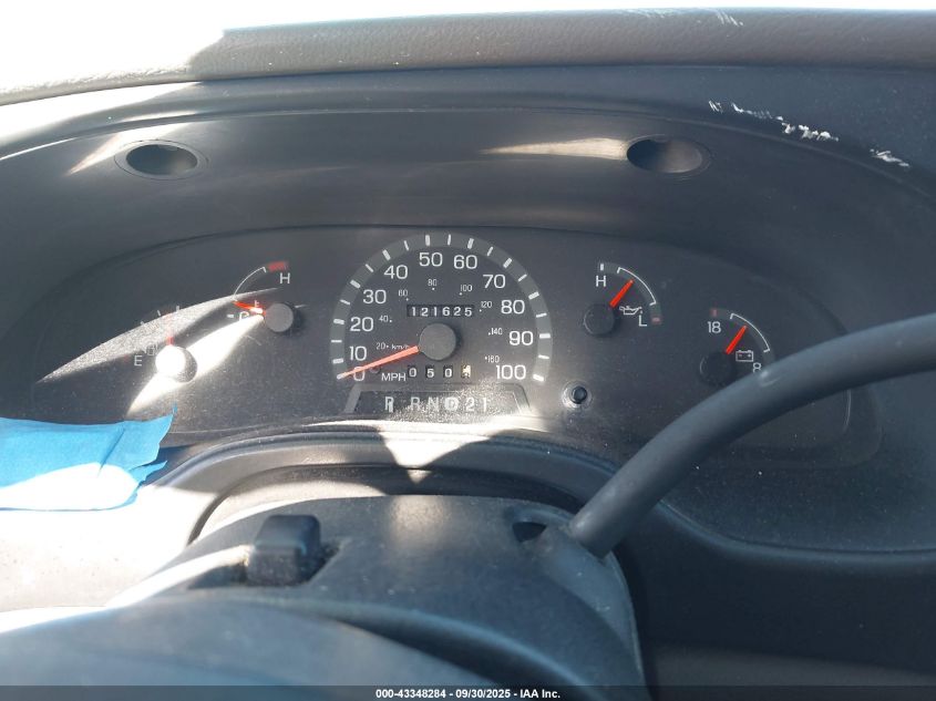 2000 Ford E-250 Commercial VIN: 1FTNE2428YHB38722 Lot: 43348284